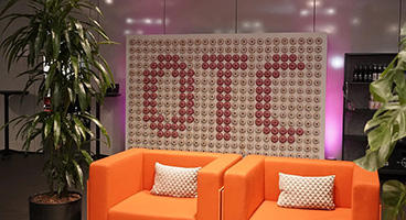 Donut Wall auf dem Digital X Warmup der T Cloud Public