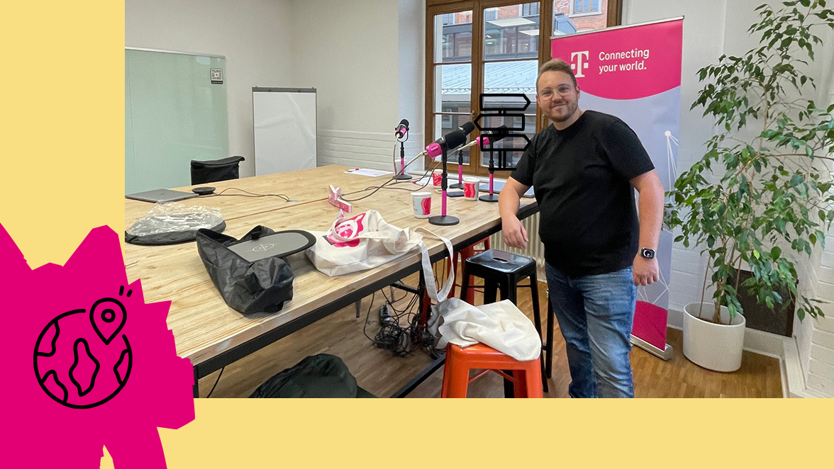 Hinter den Kulissen von Radio T Cloud Public: Stefan bei der Einrichtung des Podcast-Setups