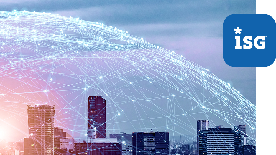 ISG-Vergleich über den Public-Cloud-Markt: Wer sind die führenden Anbieter? Städtische Skyline mit visualisiertem digitalen Netzwerk und Cloud-Konnektivität, ISG-Logo.